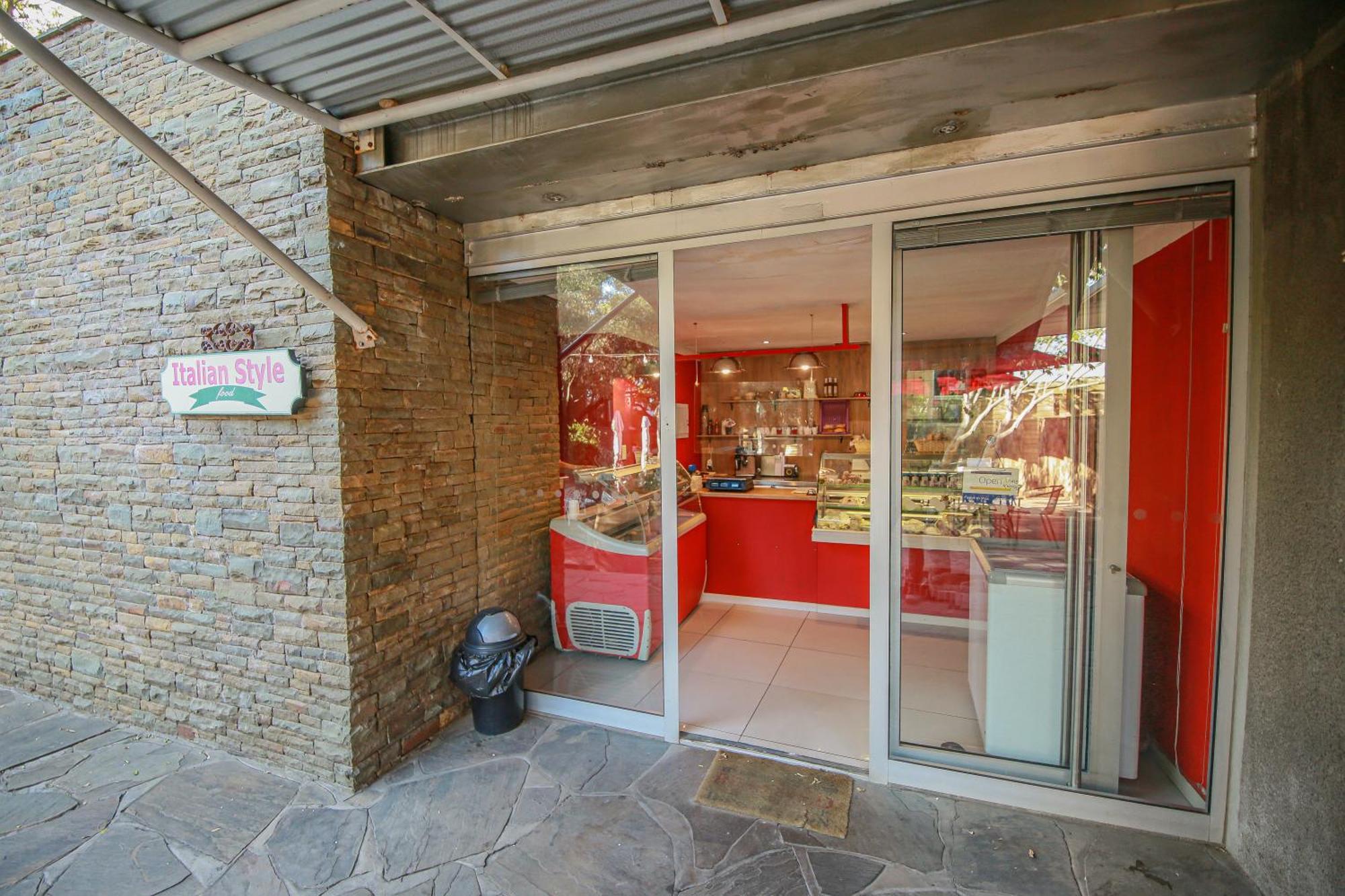 Suite 9 The Village Windhoek Exterior foto